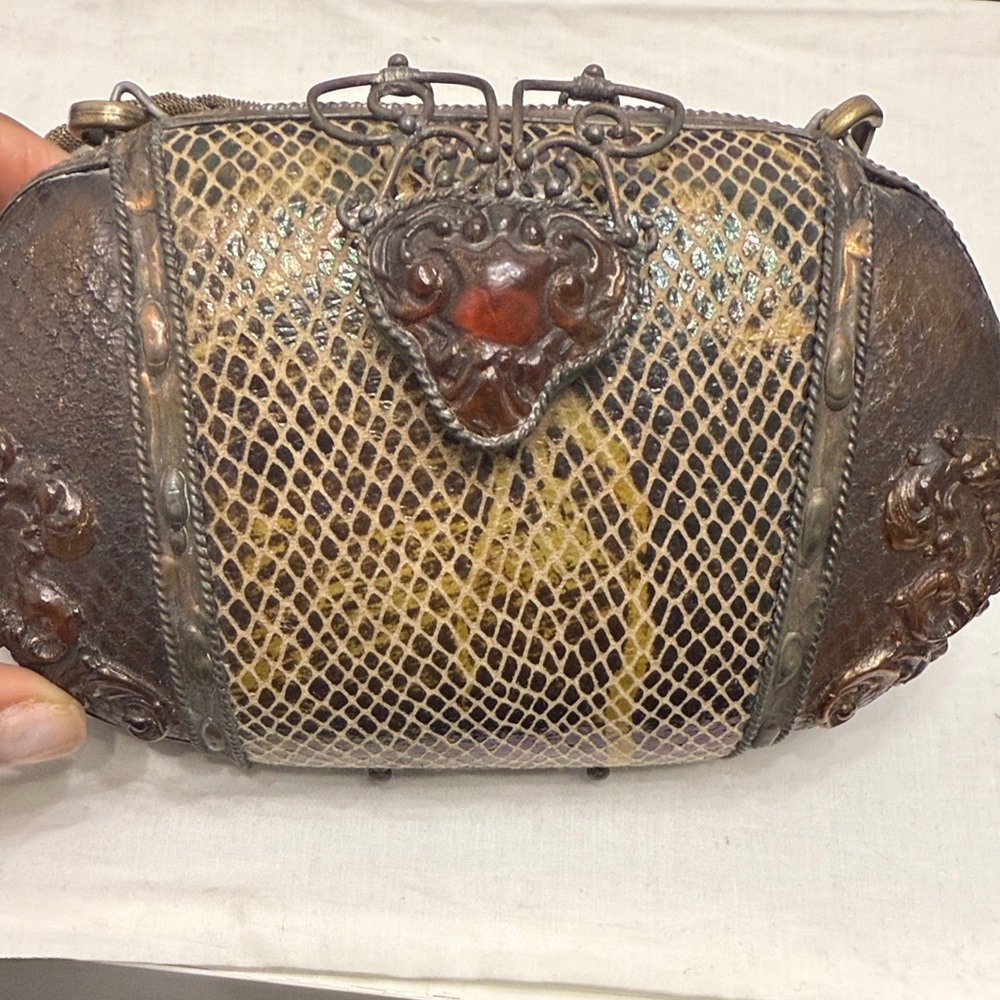 Maya Evangelista resin snakeskin handbag with certification card authentic.